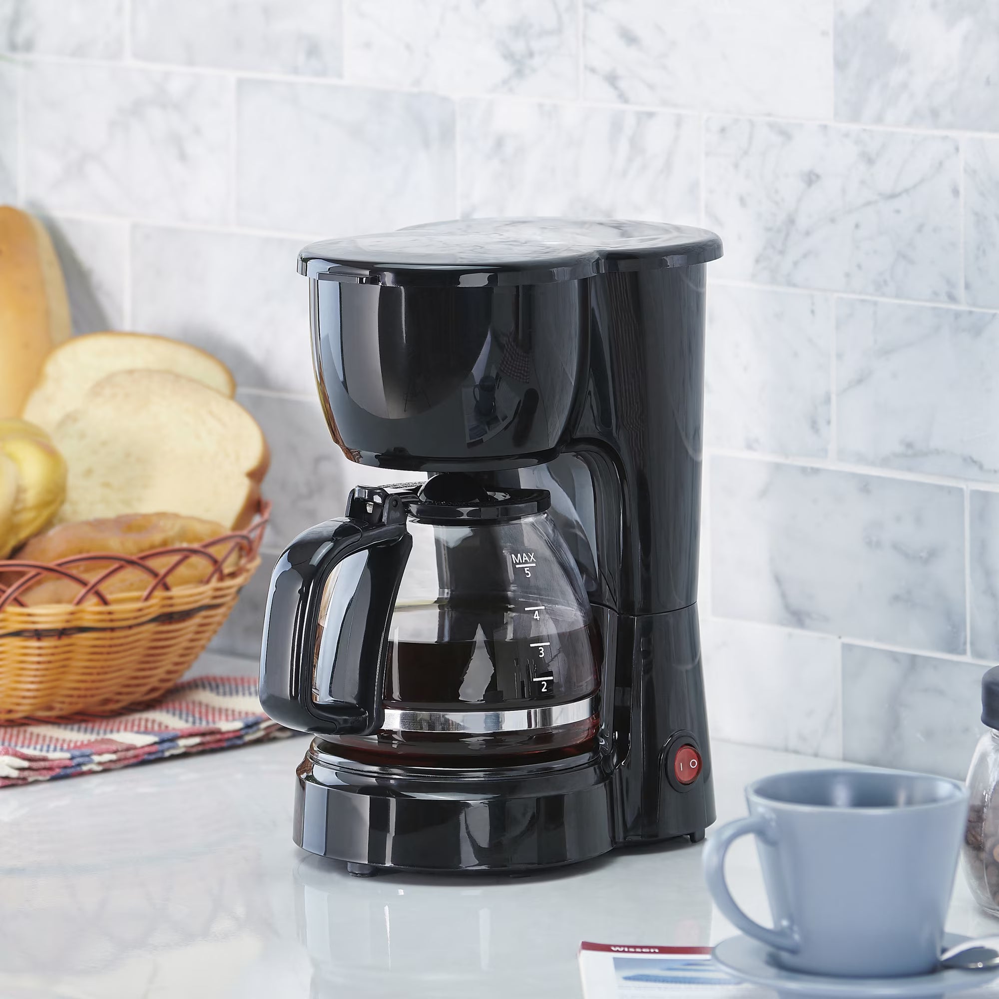 5-Cup Coffee Maker – Compact Drip Coffee Machine, Black